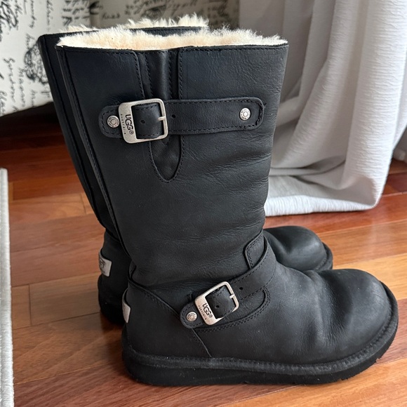 UGG Black Winter Boots - Picture 3 of 7